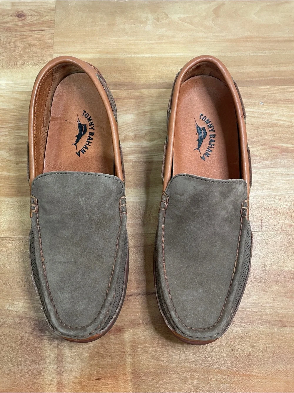 Tommy Bahama Slip-on Boat Shoes (9)